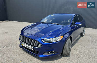 Седан Ford Fusion 2015 в 