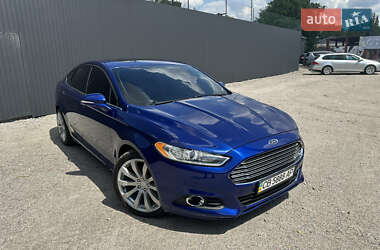 Седан Ford Fusion 2015 в 