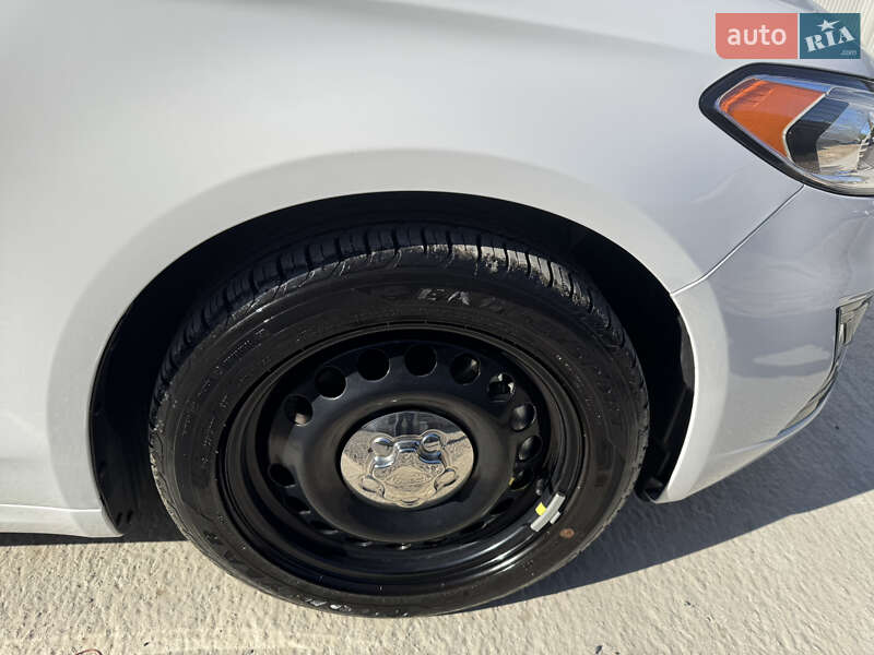 Седан Ford Fusion 2019 в Одессе