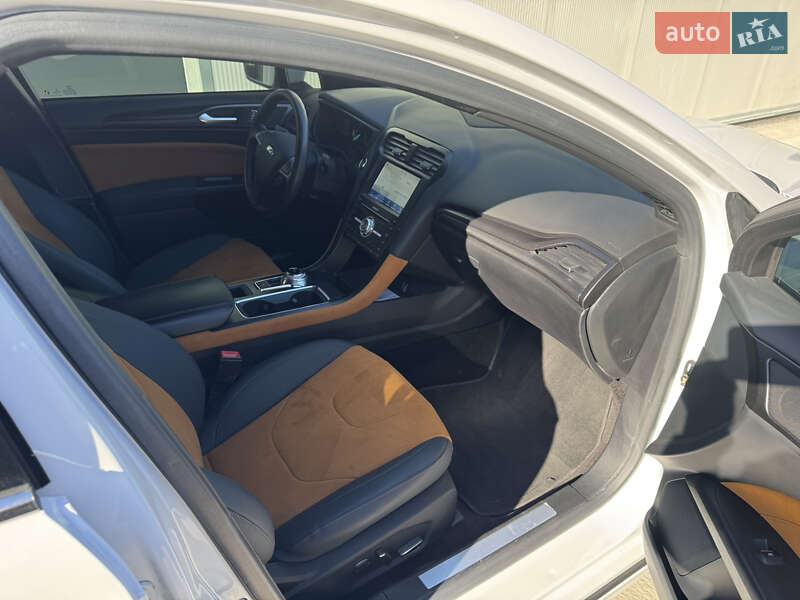 Седан Ford Fusion 2019 в Одессе