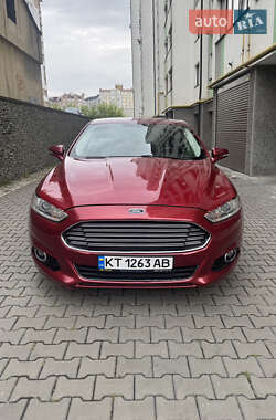 Седан Ford Fusion 2014 в 