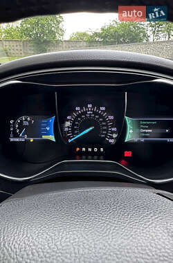 Седан Ford Fusion 2014 в 