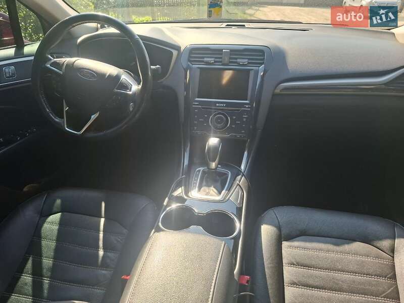 Седан Ford Fusion 2014 в Львове
