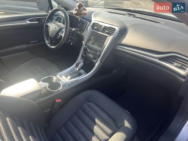 Седан Ford Fusion 2015 в Киеве