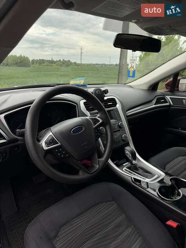 Седан Ford Fusion 2015 в Киеве