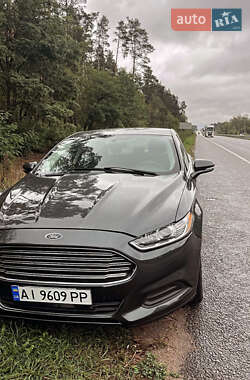 Седан Ford Fusion 2014 в 