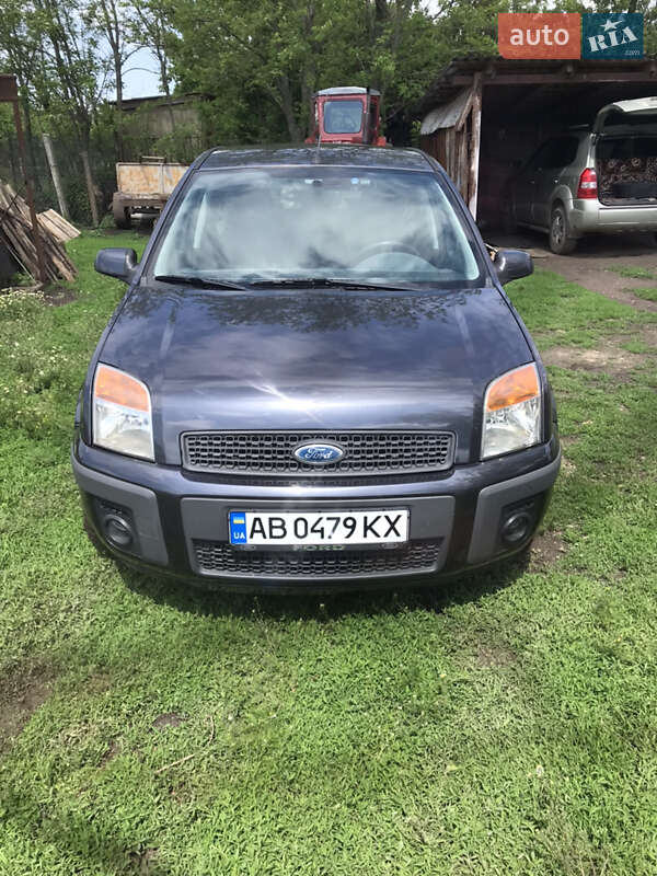 Хэтчбек Ford Fusion 2009 в 