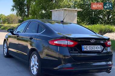 Седан Ford Fusion 2013 в 