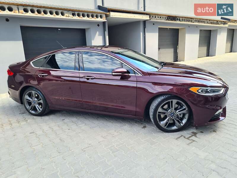 Седан Ford Fusion 2017 в Тернополе