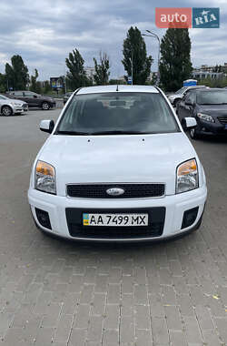 Ford Fusion 2010