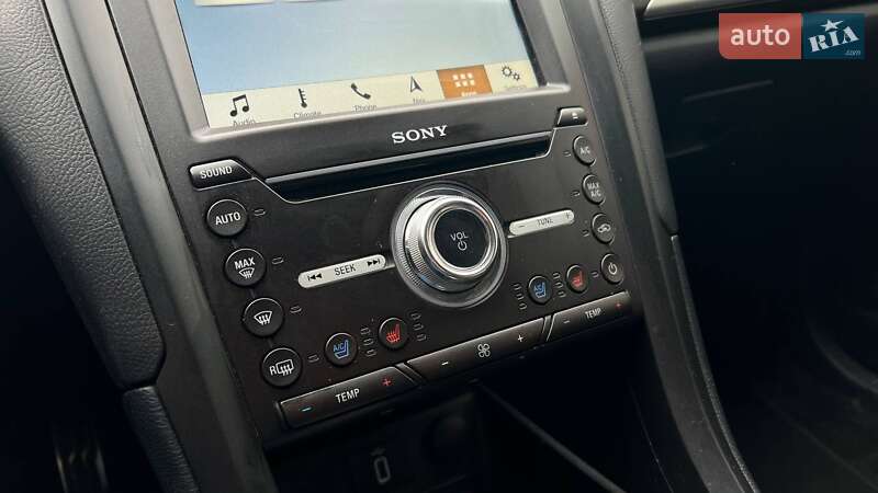 Седан Ford Fusion 2017 в Львове