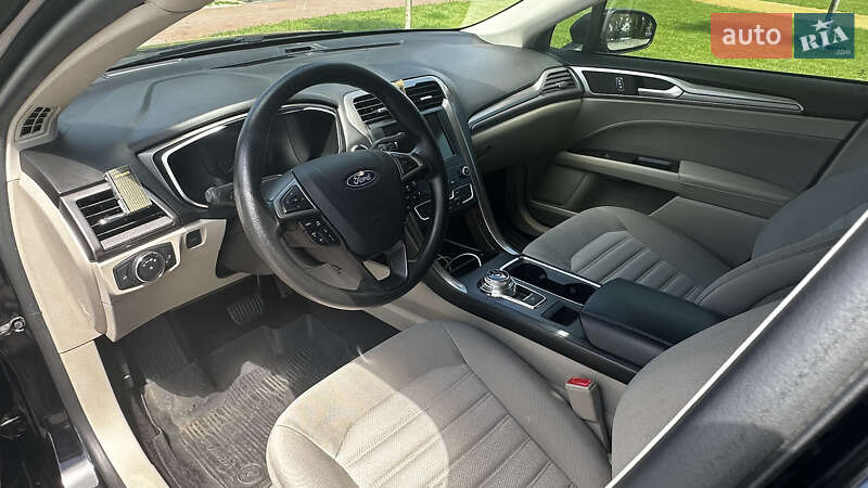 Седан Ford Fusion 2018 в Кременчуге