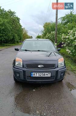 Хэтчбек Ford Fusion 2005 в Галиче