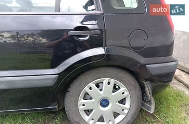 Хетчбек Ford Fusion 2005 в 