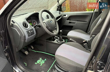 Хэтчбек Ford Fusion 2007 в 