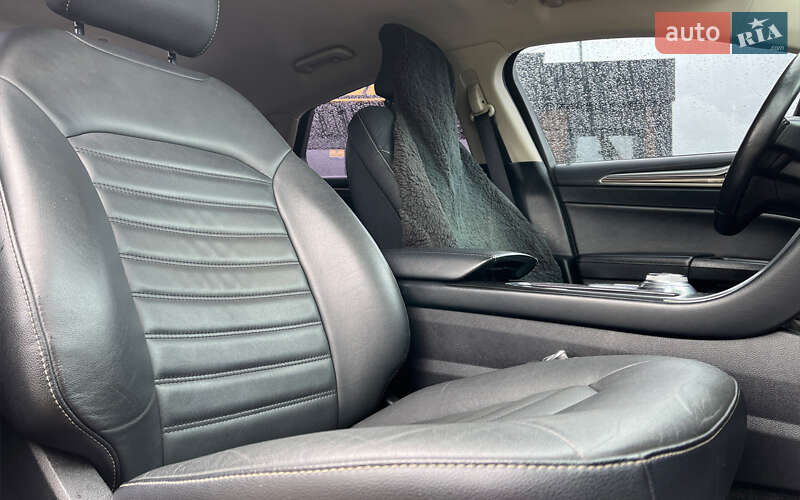 Седан Ford Fusion 2018 в Коломиї