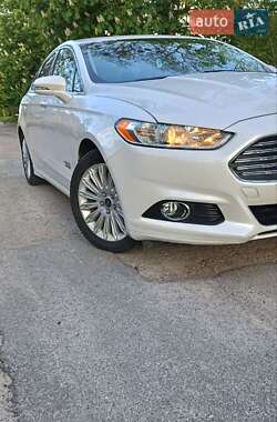 Седан Ford Fusion 2013 в Харькове