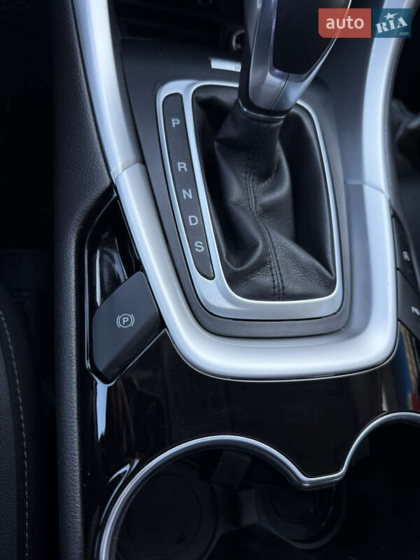 Седан Ford Fusion 2015 в Одессе