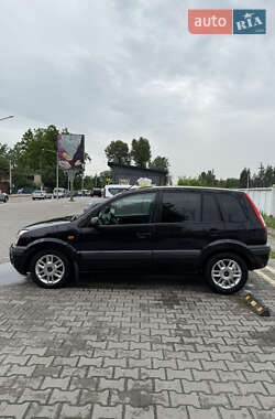Хэтчбек Ford Fusion 2008 в 