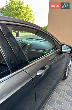 Седан Ford Fusion 2015 в 