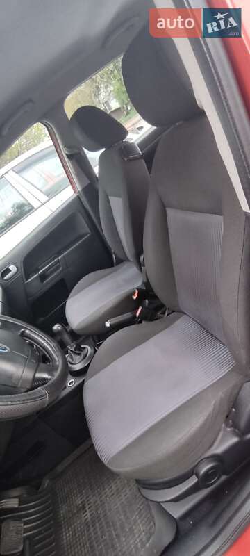 Хетчбек Ford Fusion 2007 в Черкасах
