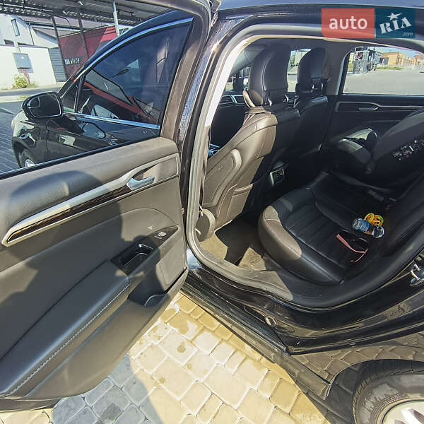 Седан Ford Fusion 2013 в Белой Церкви