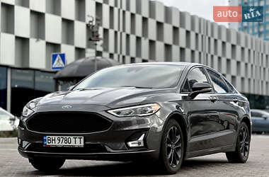 Седан Ford Fusion 2019 в Одессе