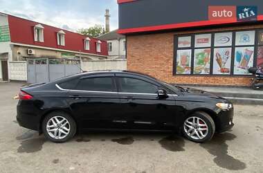 Седан Ford Fusion 2014 в 
