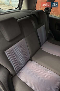 Хетчбек Ford Fusion 2008 в 