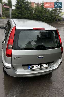 Хэтчбек Ford Fusion 2004 в 