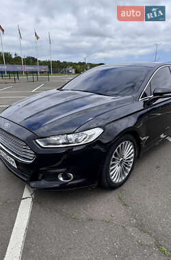 Седан Ford Fusion 2014 в 