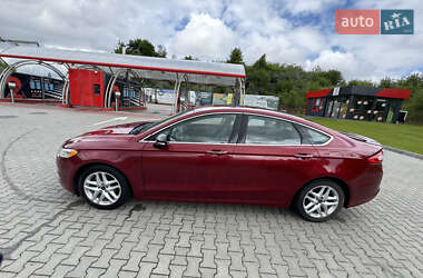 Седан Ford Fusion 2013 в 
