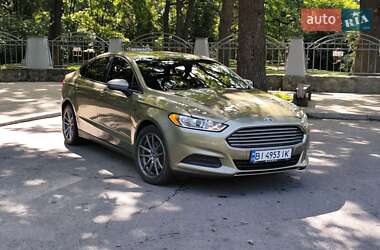 Седан Ford Fusion 2013 в 