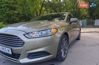 Седан Ford Fusion 2013 в 