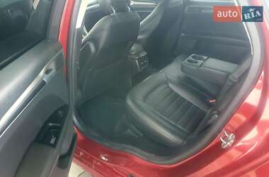 Седан Ford Fusion 2012 в 