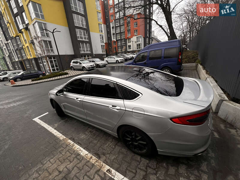 Седан Ford Fusion 2014 в Гостомеле