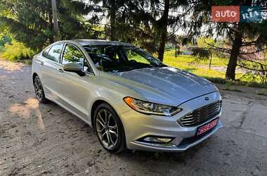 Седан Ford Fusion 2016 в 