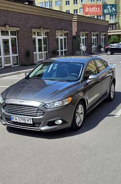 Седан Ford Fusion 2014 в 