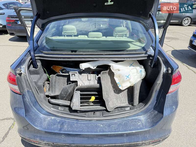 Седан Ford Fusion 2018 в Киеве фото 8 Седан Ford Fusion 2018 в Киеве