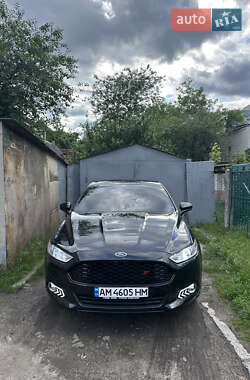 Седан Ford Fusion 2014 в 