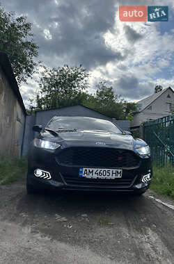 Седан Ford Fusion 2014 в 