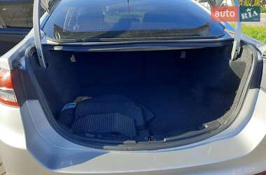 Седан Ford Fusion 2017 в 
