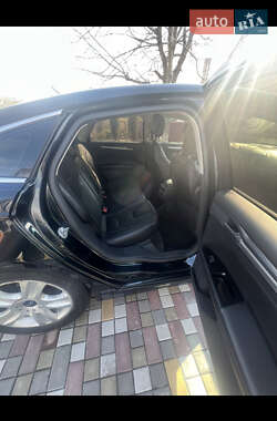 Седан Ford Fusion 2013 в 