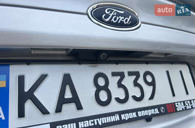 Седан Ford Fusion 2016 в 