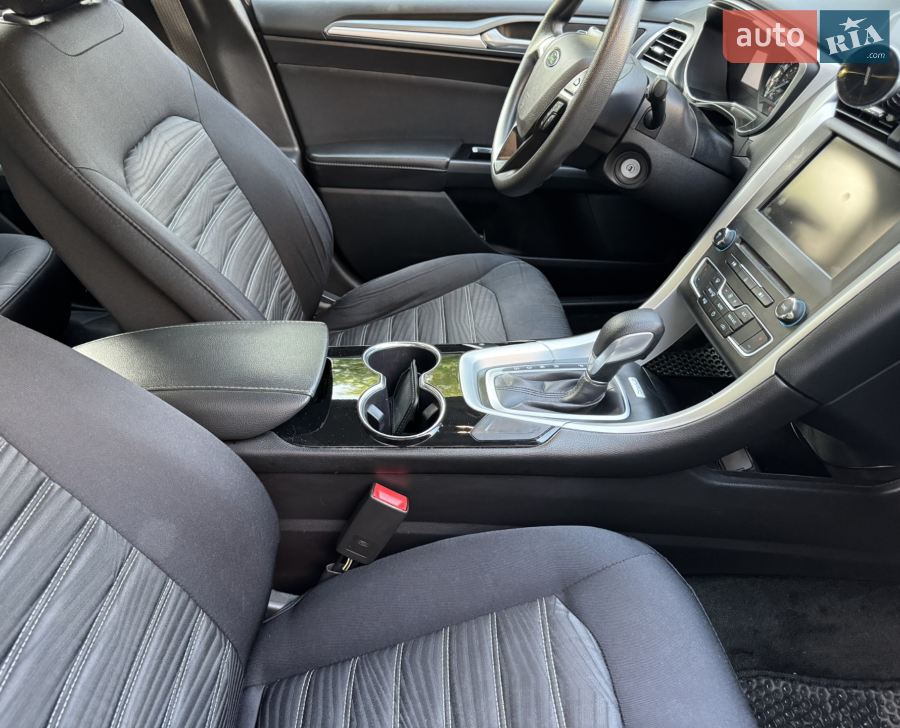 2016 Ford Fusion - мініатюра 13
