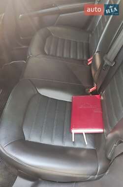 Седан Ford Fusion 2015 в 