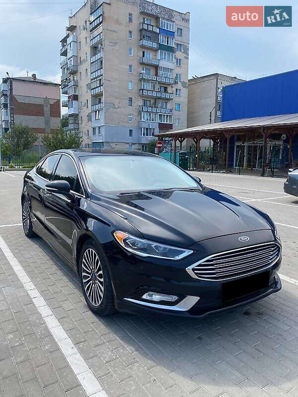 Седан Ford Fusion 2017 в 