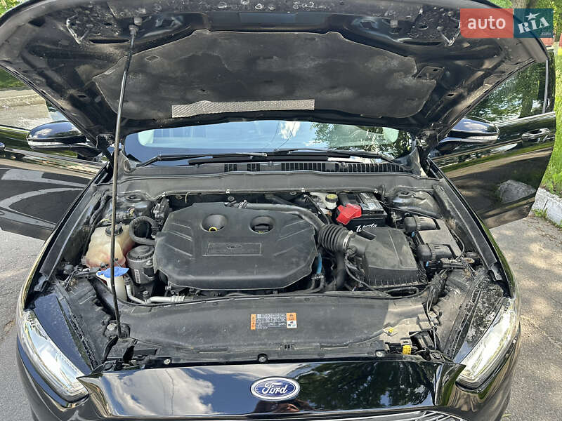 Седан Ford Fusion 2015 в Виннице