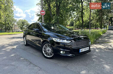 Седан Ford Fusion 2015 в 