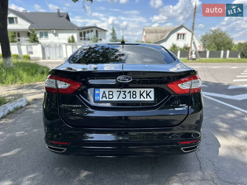 Седан Ford Fusion 2015 в Виннице